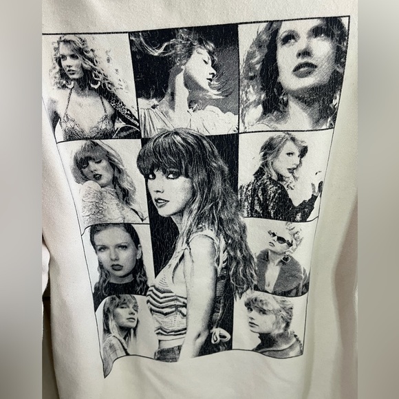 Taylor Swift Cream Beige Eras Tour Hoodie Official Tour Merchandise Size Medium - Picture 4 of 12